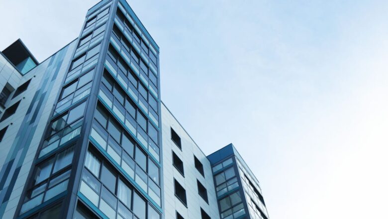 Understanding the Commission Clause in Your Tennessee Listing Agreement Before You Sign